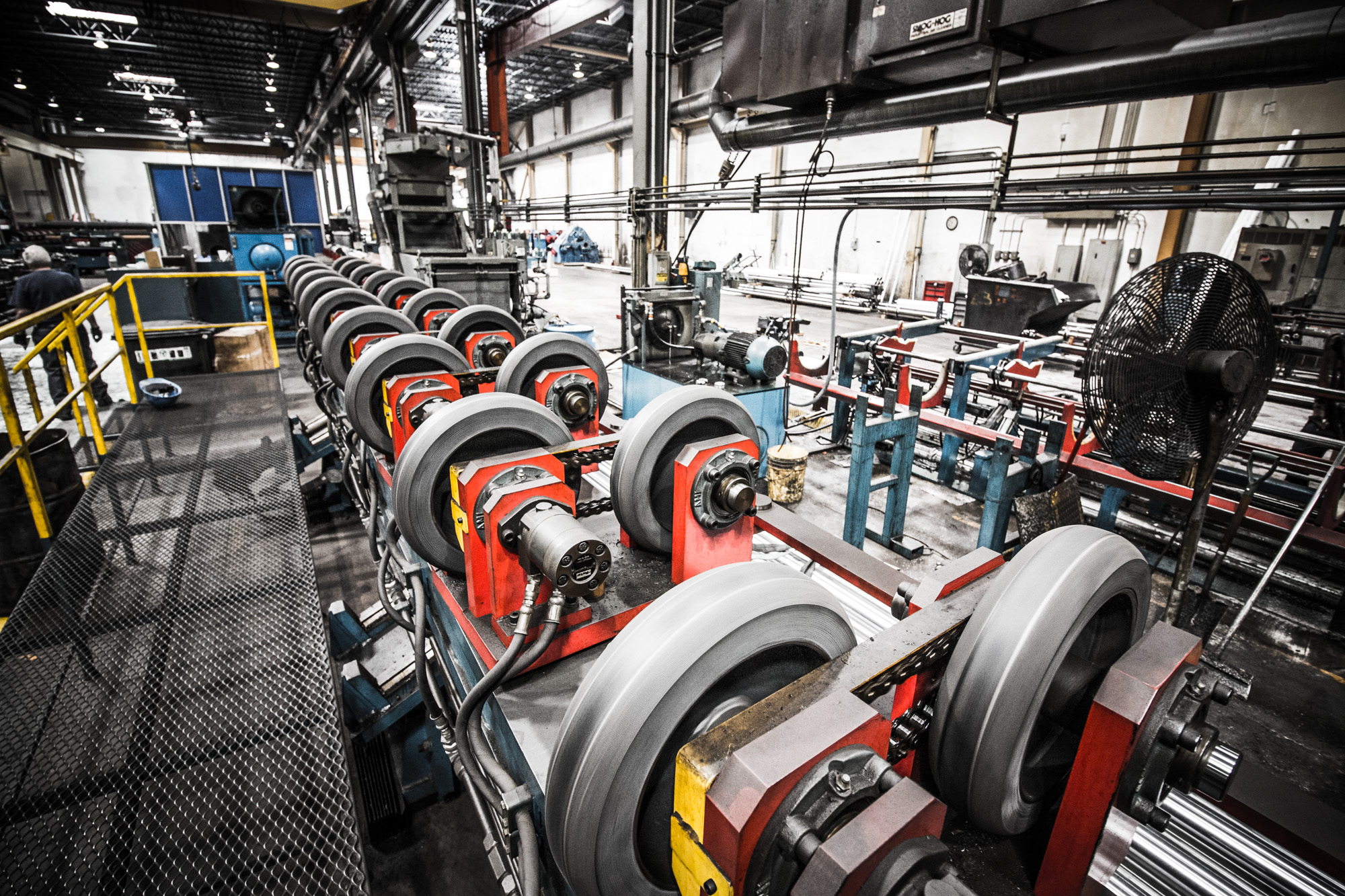 Belt Polishing » Round Ground Metals